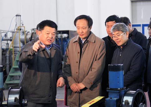 自治区党委书记李建华来集团公司调研