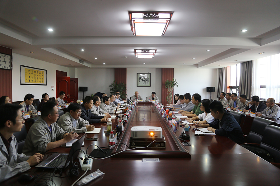 朱文山来集团公司检查指导工作