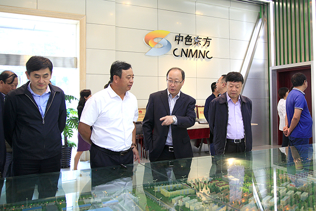 自治区证监局局长马炜来集团公司观摩调研