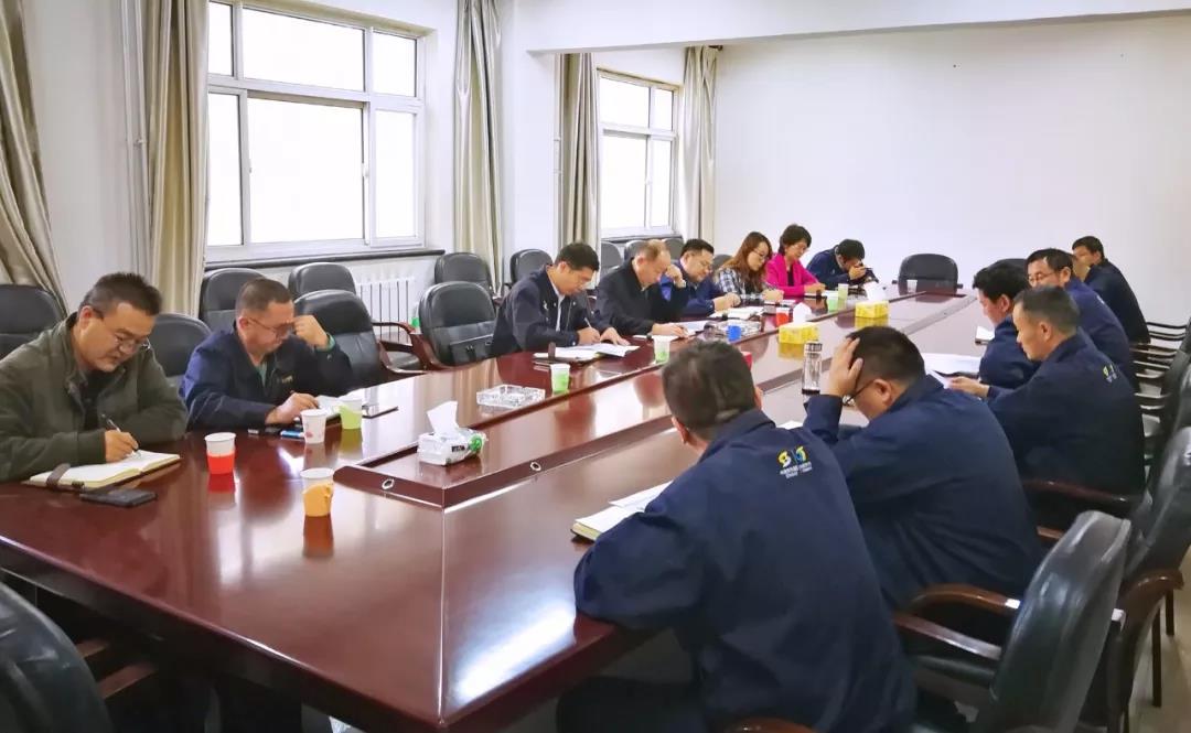 李春光总经理调研特材分公司生产经营工作