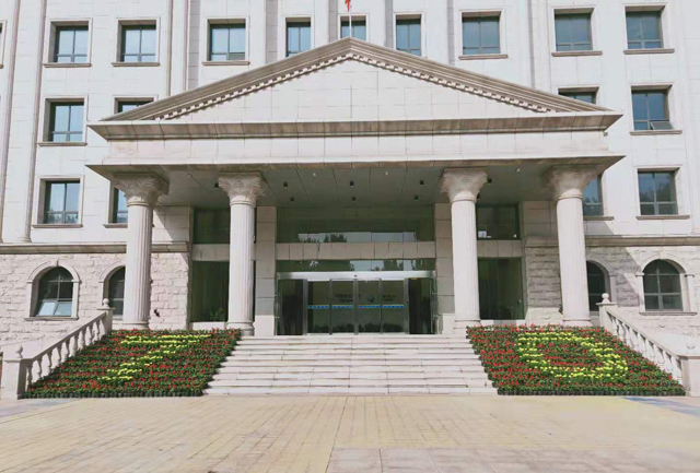 集团公司花卉摆放工作顺利完成