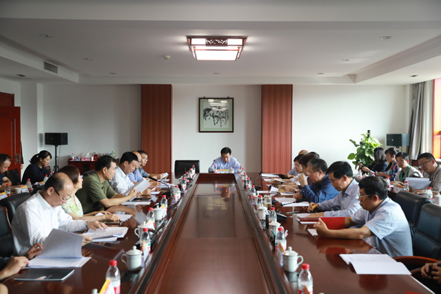 全国政协委员专家学者“送科技下基层”来到集团公司