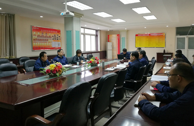 集团公司纪委书记傅国梁到金航钛业公司调研