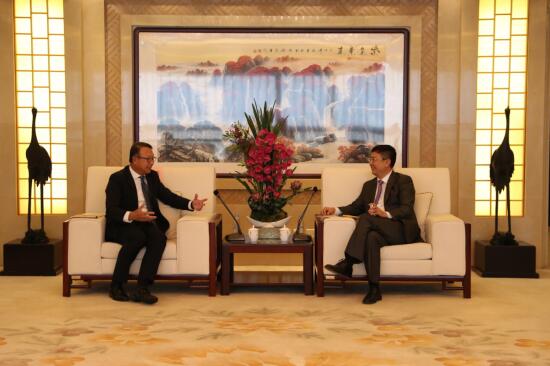 安宜总会计师会见华侨银行集团首席信贷官连文辉一行