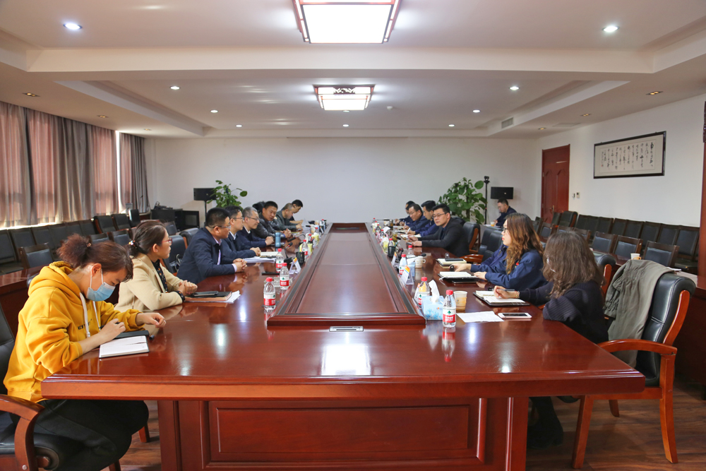 石嘴山市副市长蔡闯来集团公司调研