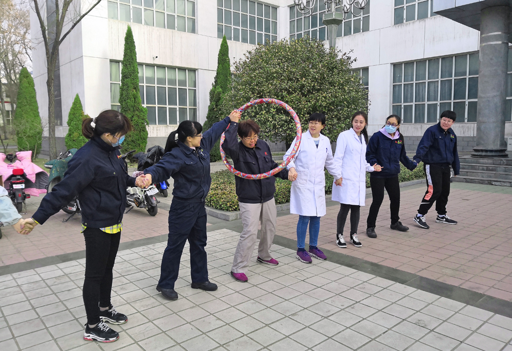 分析检测中心开展“庆三八”趣味活动