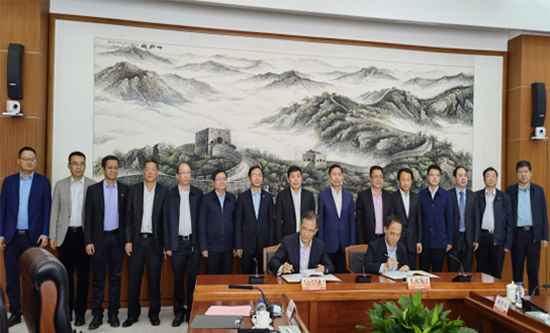 中国有色集团与中核集团签署战略合作协议