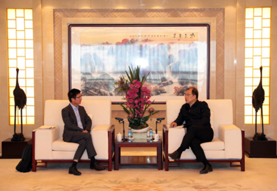 奚正平董事长会见厦门钨业董事长黄长庚