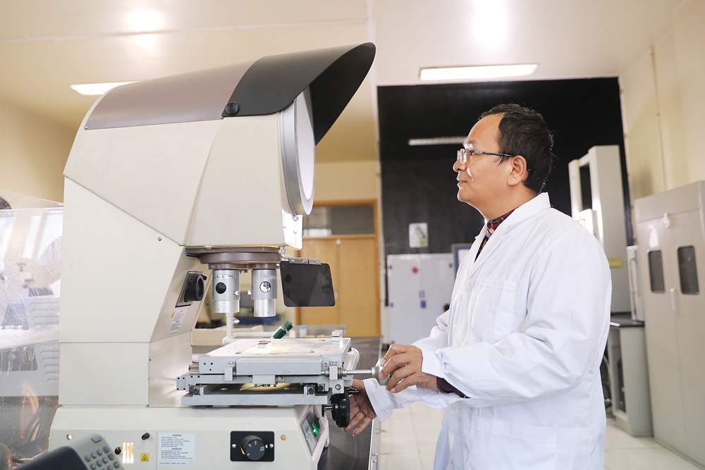 【图片新闻】分析检测中心改进方法提效率